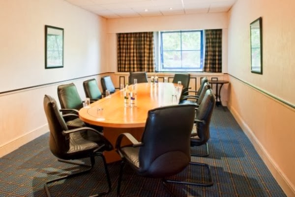 Holiday Inn London - Sutton by IHG