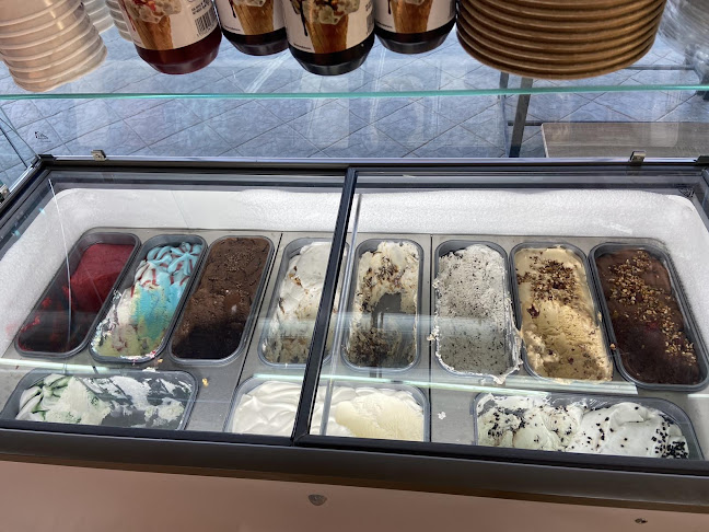 Opinii despre Πούτος αρτοποιείο ζαχαροπλαστείο în Σαλαμίνα - Αρτοποιείο