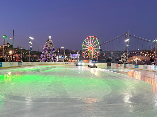 Independence Blue Cross RiverRink - Thumbnail