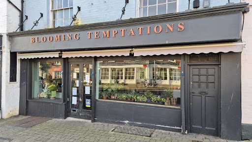 Blooming Temptations - Visual
