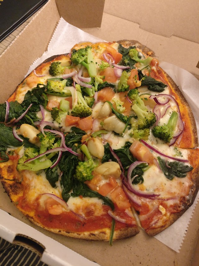 Vezzo Thin Crust Pizza