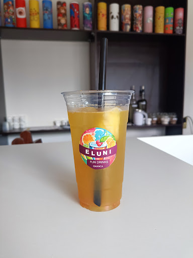 EL UNI - Visual
