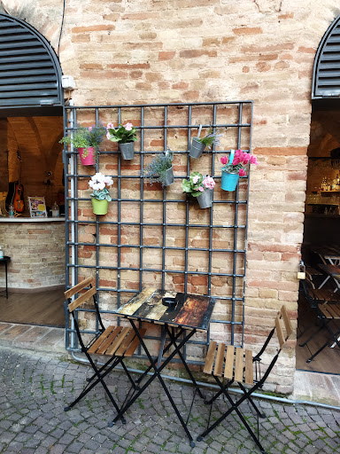 I Pozzacci - Visual