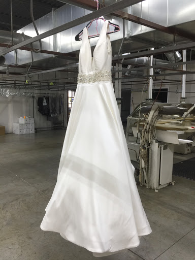 Econo Cleaners - Visual