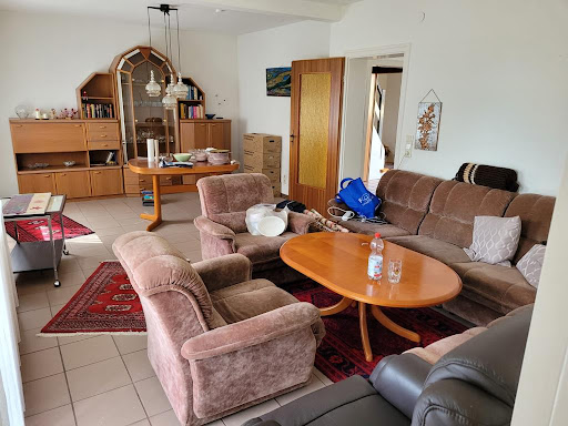 SpitzenRein Haushaltsauflösungen, Umzüge, Gebäudereinigung