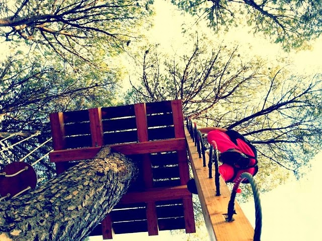 Monti Rossi Adventure Park (Parco Avventura Nicolosi)