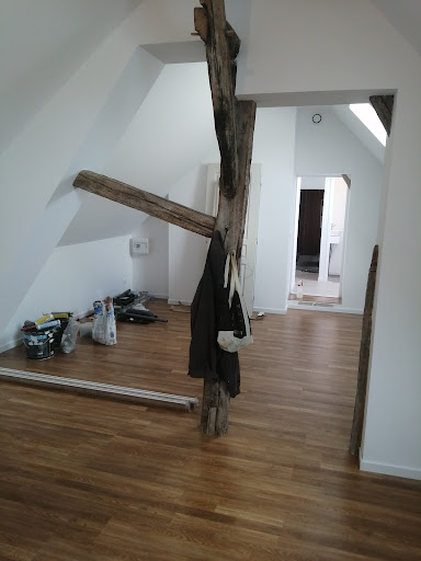 Dtrenov Gallery - France