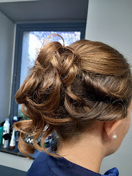 Photo n°7 de Sophie Diminu'Tifs à Piolenc (Salon de coiffure)