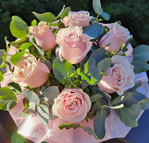 Vikki's Flowers