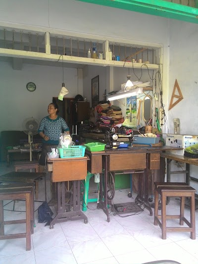 Photos of Penjahit Family