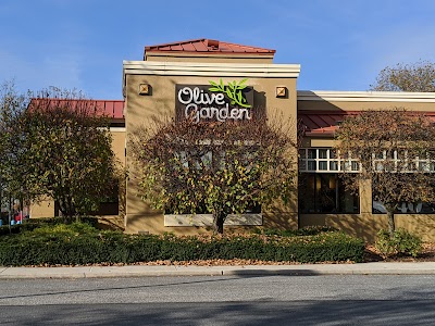 Olive garden street view