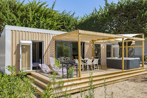 Photo n°34 de Camping Sandaya Amis de la Plage - Ile de Ré - 4 étoiles à Le Bois-Plage-en-Ré (Appartement de vacances)