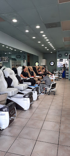 VK Nails and Spa - Thumbnail