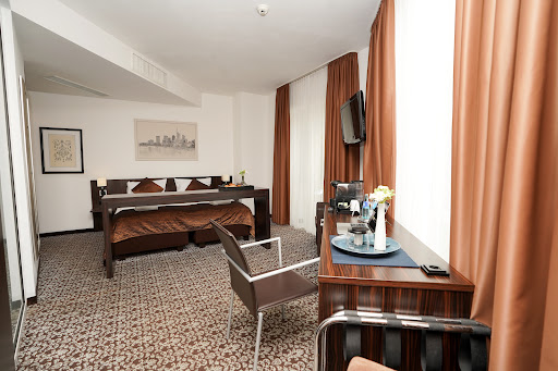 The Atrium Hotel - Thumbnail