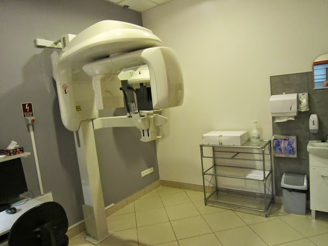 CENTRUM STOMATOLOGICZNE - STOMATOLOGIA B&S-DENT - Łukasz Balcerzak - Stomatolog