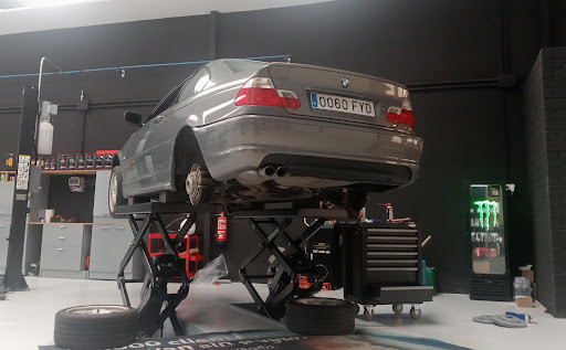 One Performance SL Gallery - Spain