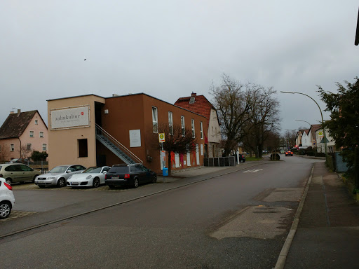 Zahnarzt Münchingen | Dr. med. dent. Joachim Kraus - Thumbnail