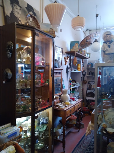 Amaroo Antiques & Art - Thumbnail