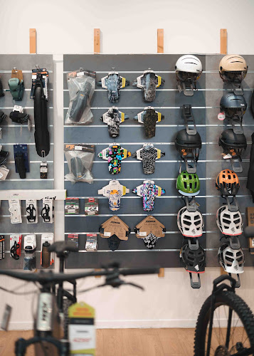 21B Rue Joachim du Bellay, 25000 Besançon