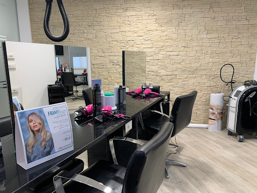 K Hair Salone di Bellezza - Thumbnail