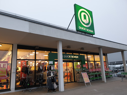 QUICK Shoe Store - Visual