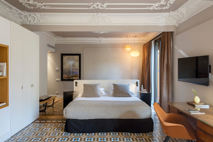 Alexandra Barcelona Hotel, Curio Collection by Hilton by null
