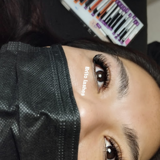Brito lashes - Thumbnail