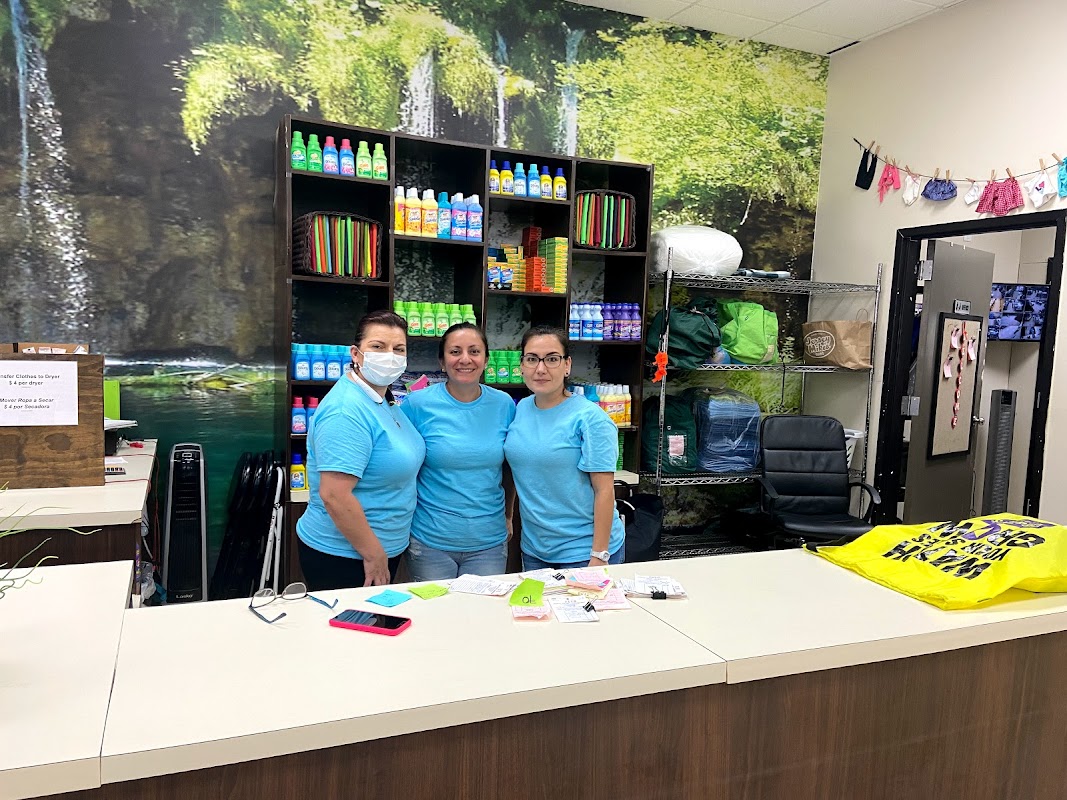 North Tryon Laundromat facility with washing machines in Charlotte