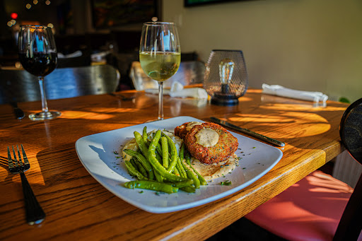 SamB's Restaurant - Visual