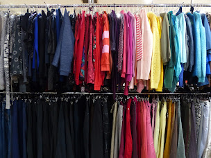 Photo n°27 de La Ressourcerie Créative à Paris (Magasin de vêtements vintage)