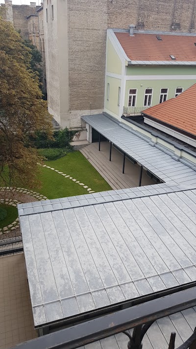 Photos of P&aacute;zm&aacute;ny P&eacute;ter Catholic University