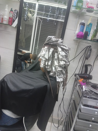 Cinthy's Salon Gallery - Mexico