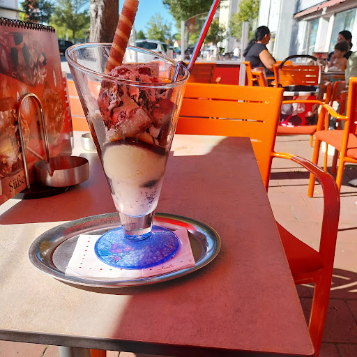 Eiscafe Rosso - Visual