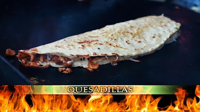 Super Quesadilla Gigante