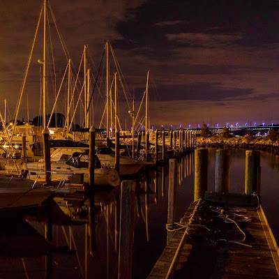 Safe Harbor Island Park