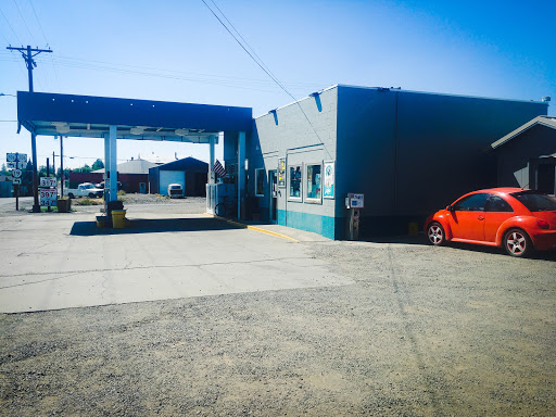 Hattenhauer Distributing - Visual