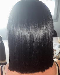 Photo n°5 de SR HAIR & LISSAGE à Cuers (Salon de coiffure)