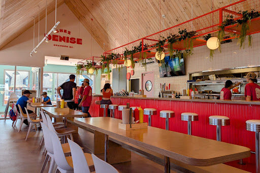 Chez Denise - Visual
