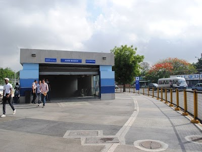 Photos of Estaci&oacute;n Profesor Juan Bosch, L1