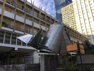 Photo n°13 de Dr Michael Berman - Dentiste la Defense à Courbevoie (Centre médical)