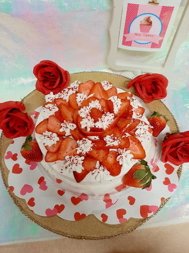 May Cakes - Visual