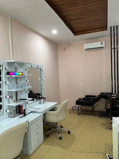 Voila Salon Kefa