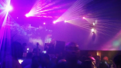 Pearl Ultralounge