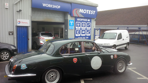 Jaguar Landrover Specialists - MOTEST Farnham Gallery - United Kingdom