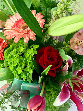 Mrs. DeHaven's Flower Shop by null