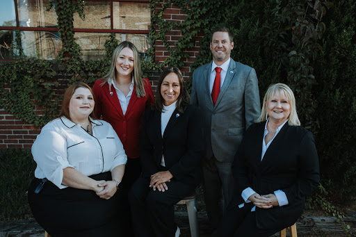 Liz Petzke - Broker/REALTOR of The Petzke Team at RE/MAX by the Lake