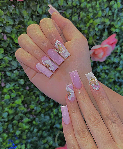Dominican Nails - Visual
