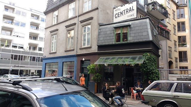 Central Hotel og Café