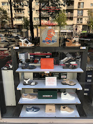 Photo n°28 de MIAMI CHAUSSURE à Paris (Magasin de chaussures)