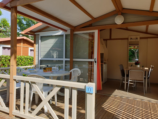 Camping Ardèche Le Verger de Jastres bord de rivière